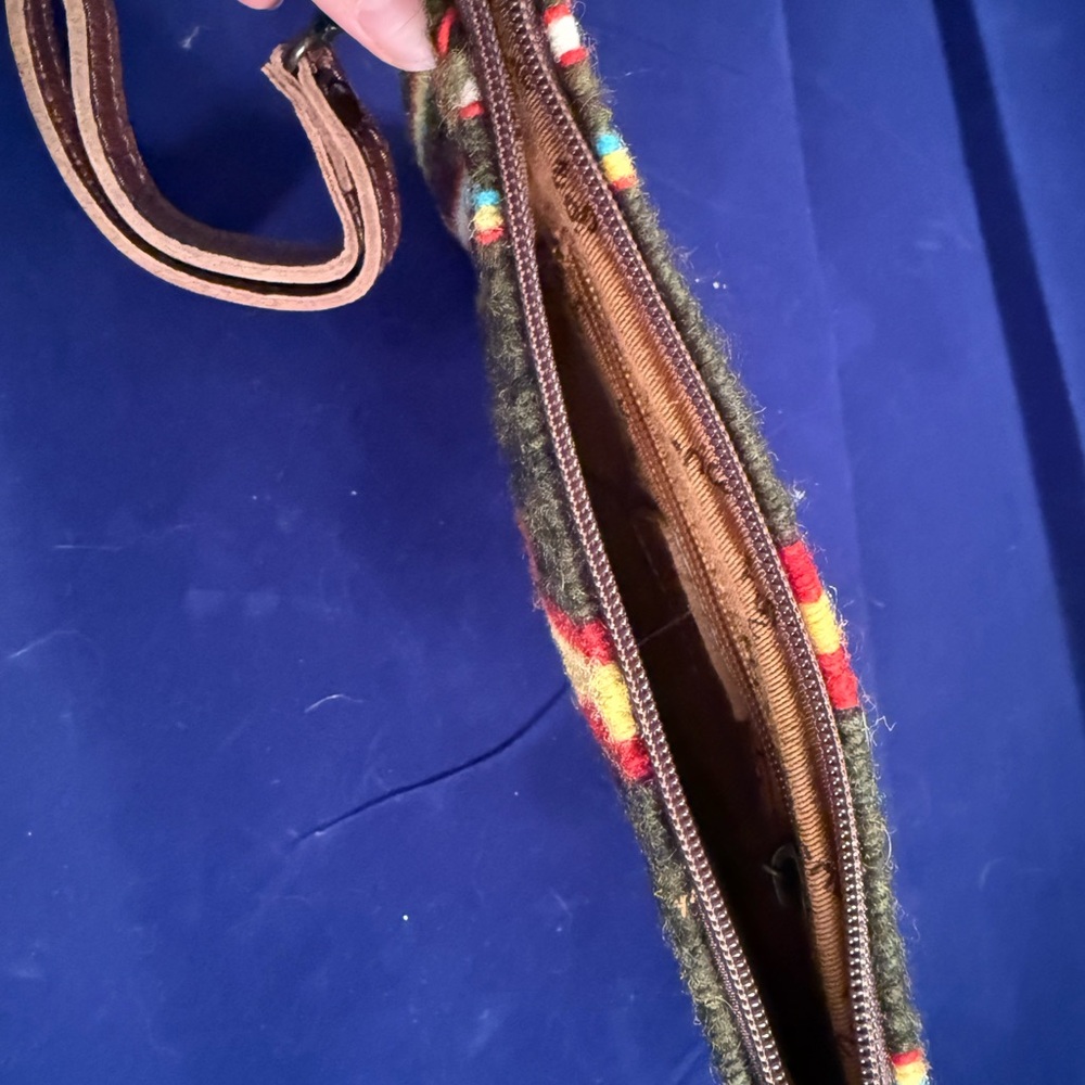American Darling Colorful Patterned Clutch - Picture 4 of 4